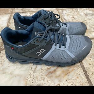 ON Running Cloud Ace size 11.5